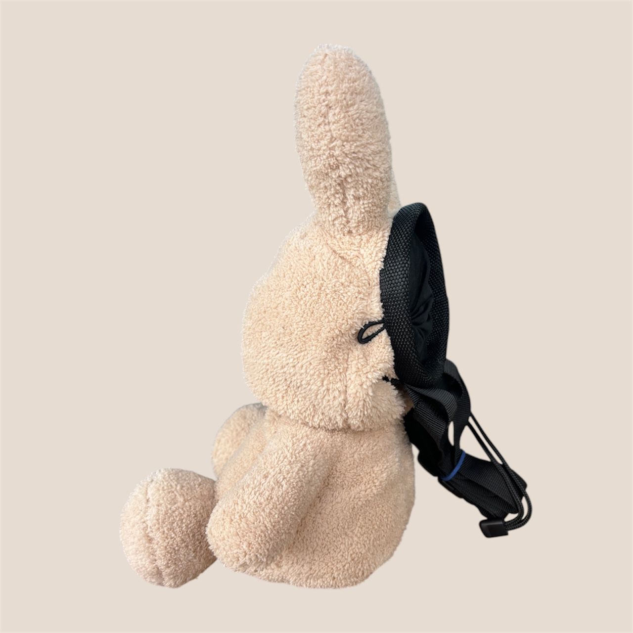 bunny chalk bag side view (milk tea colour)