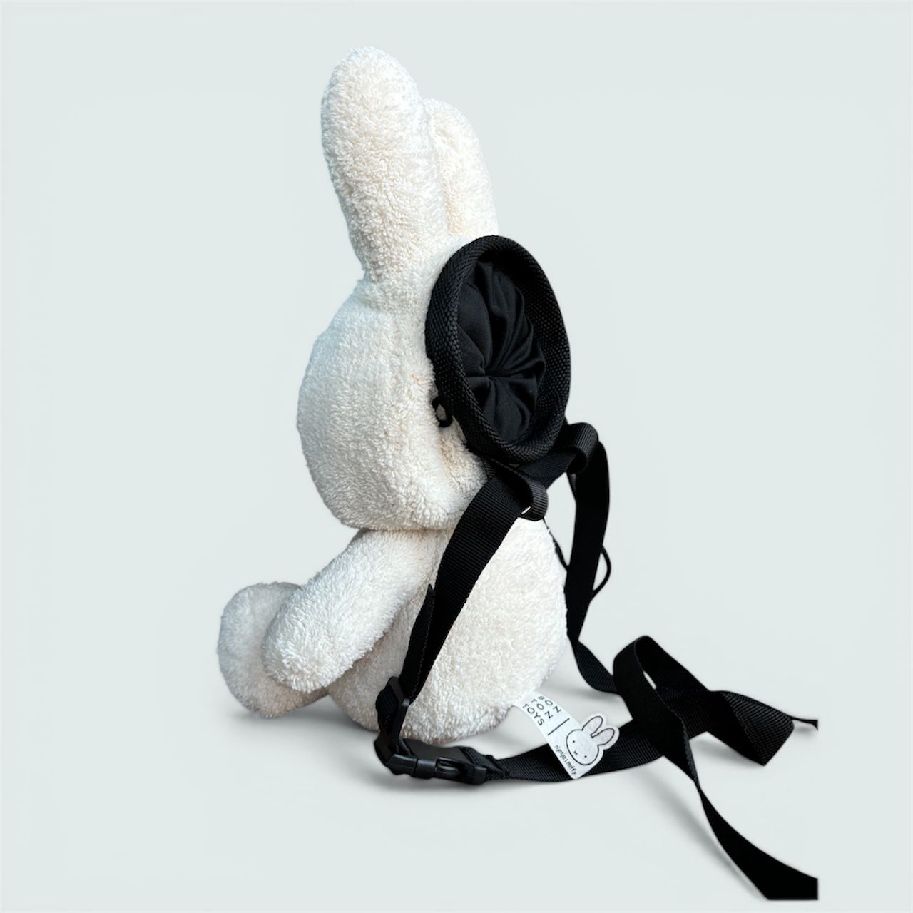 bunny chalk bag white colour side view