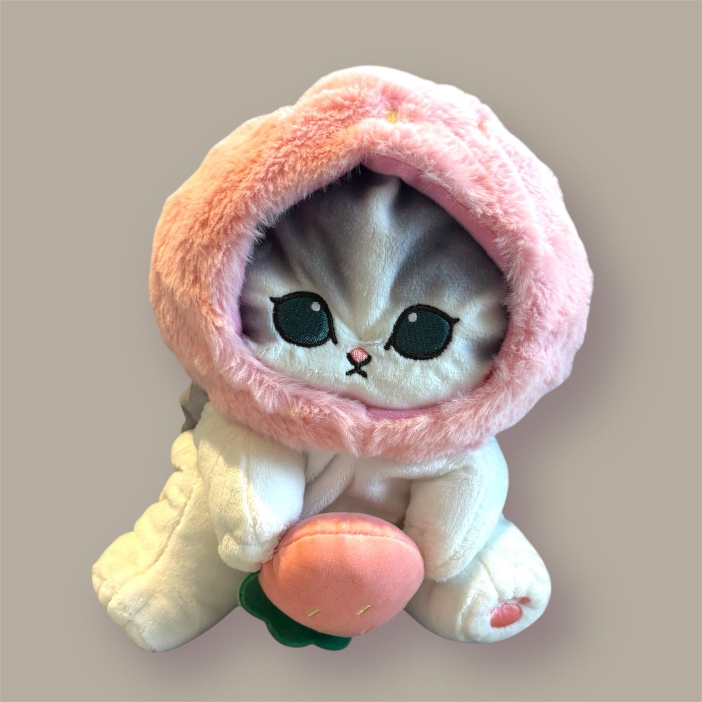 Mofusand Cat Strawberry chalk bag